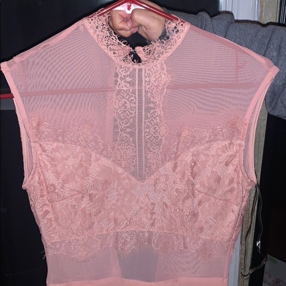 Fit too small from chest area - Picture 2 of 2